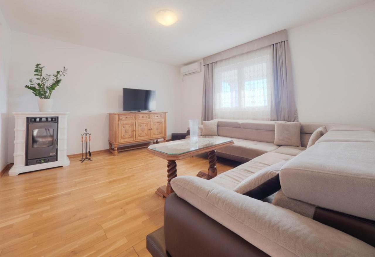 Apartments Branko Budva Bagian luar foto